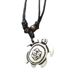Collier Tortue Bois Maori Blanc